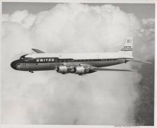 Large Vintage Photo - United Airlines Dc - 7 N6302c In - Flight