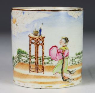 Antique Chinese Porcelain Coffee Can with Figures 3