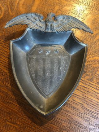 Vintage Colonial Casting Co.  Meriden Conn Pewter Eagle American Flag Shield Tray
