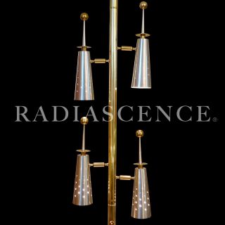 Sublime Stiffel Futura Atomic Jet Age Modern Brass Tension Pole Floor Lamp 1950s