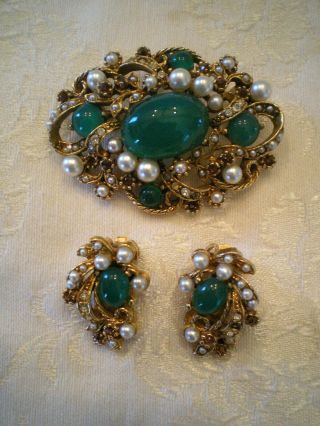 Vintage Brooch/ Pin/ Earring Set Green Stone W Rhinestones & Pearls Signed Art