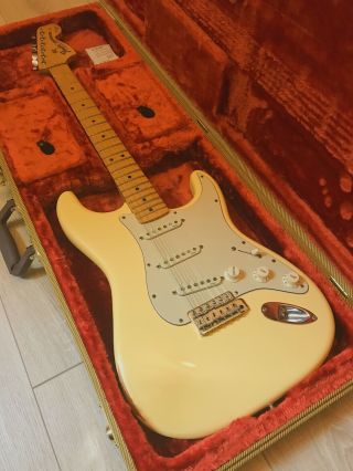 2002 Fender Usa Yngwie Malmsteen Stratocaster Vintage White,  With Pro Case