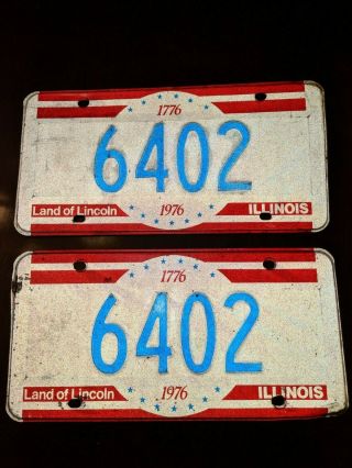 1976 Red White & Blue Illinois Bicentennial License Plate Match Pair 4 Digit Nr