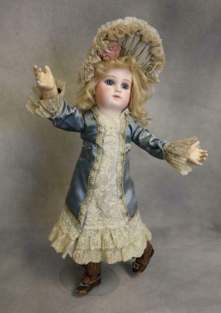 17 Inch Antique Jumeau Bebe Portrait Second Series Doll Orig 8 Ball Joint Body