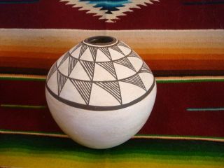 Antique Museum Quality Rare Acoma Pueblo Nm Outstanding Pot Lucy M.  Lewis 1930