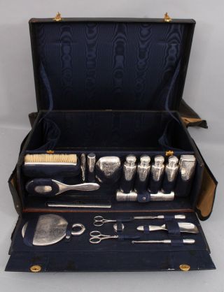 19pc Antique Tiffany Sterling Silver Vanity Accessory Set & Travel Suitcase