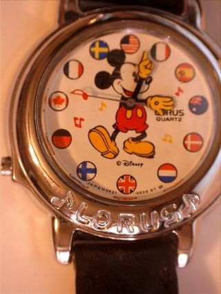 Disney - Vintage - Seiko By Lorus Mickey Mouse Musical Silvertone Quartz Watch