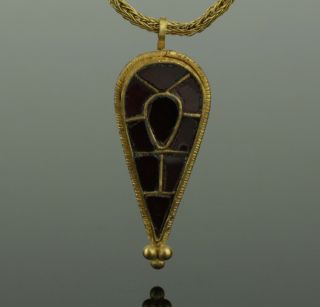 Stunning Anglo Saxon Gold Pendant With Garnets - Circa 6th/7th C Ad 011