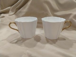 2 Vintage Antique Wedgwood China Cups Y964 Pattern White Gold Trim 1891 - 1900