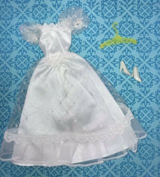 Vintage Barbie Doll Dress Wedding Party Clothes Shoes Hanger Bride 7965 1984 80s