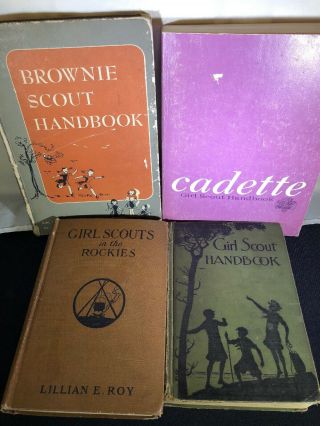 Set Of 4 Vintage Girl Scout Handbooks,  Brownie,  Cadette,  Rockies - Paper & Hc