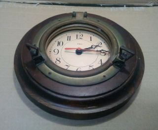 10 " Vintage Nautical Wood & Brass Porthole Clock With Quartz.  Needs T.  L.  C