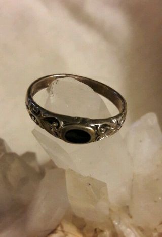 Vintage Fine Sterling Silver Black Onyx Ring Size 5.  5 Reto Jewelry 925