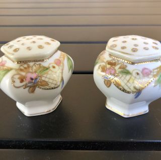 Vintage Porcelain Nippon Hand Painted Salt And Pepper Shaker Set Floral Flowers 3