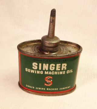 Vintage Oil Can,  1.  5oz Singer Sewing Machine Oil,  1960s,  Advertising.