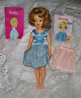 Vintage Tammy Ideal Doll & 2 Tammy Booklets 2 Dresses Hair