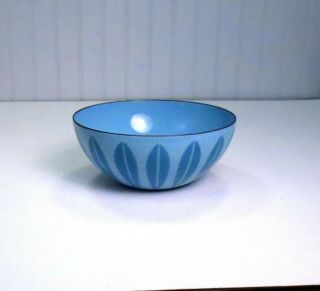 Vintage Mid Century Danish Modern Cathrineholm Blue Lotus Enamel Bowl 5.  5 " Wide