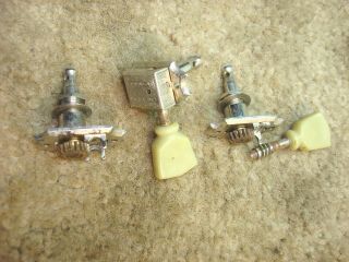 Vintage Gibson Deluxe Les Paul Guitar Tuning Pegs 3