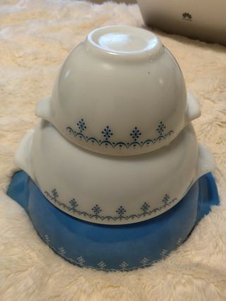 Vintage Pyrex Snowflake Garland Cinderella Mixing Bowls Set 441 443 444