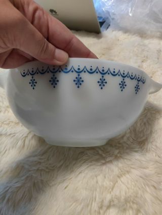 Vintage Pyrex Snowflake Garland Cinderella Mixing Bowls set 441 443 444 3