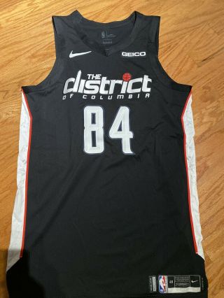 Ron Baker Game Worn Wizards Distric Jersey