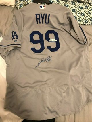 Hyun Jin Ryu Game Worn Auto Signed Dodgers 2017 Jersey Win 7k 