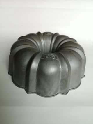 Vintage Nordic Ware 12 - Cup Bundt Cake Pan Cast Aluminum Mold 31 2