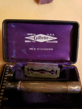 Vintage Gillette Gold Standard Safety Razor W/ Box No Date Marking Made Usa