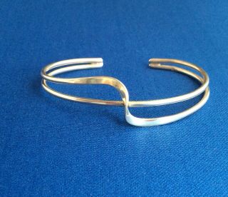 Vintage Ladies Solid Sterling Silver Twisted Torque Cuff Bangle Bracelet 925