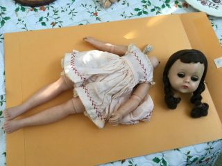 Vintage 1956 - 59 Madame Alexander Jointed Lissy Doll In Tagged Dress
