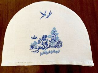 Vintage Hand Embroidered " Willow Pattern " Natural Linen Tea Cosy Cover