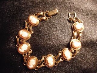 Vintage Van Dell Signed Gold Filled Cameo Bracelet 7 Inches Long - - 8 Cameos