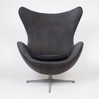 1960‘s Egg Chairs by Arne Jacobsen for Fritz Hansen Vintage Denmark 3