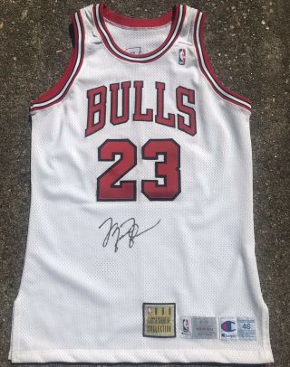 Michael Jordan Chicago Bulls 1993 - 94 Game Issued Pro Cut Commemorative Jersey