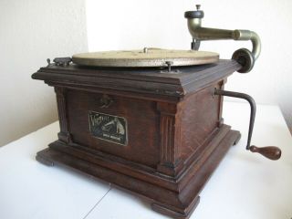 Victor Talking Machine Type II Phonograph w/Horn Antique oak wood cabinet case 2