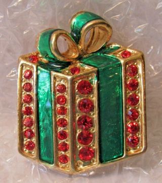 Vintage Christmas Enamel Green Present With Red Rhinestones Brooch Pin