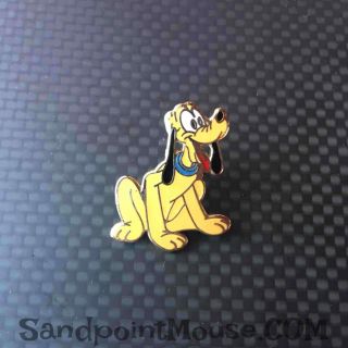Vintage Disney Pluto,  Sitting W Blue Collar Pin (uk:1110)