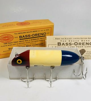 South Bend Bait Co.  Bass - Oreno B.  A.  S.  S.  Collector 