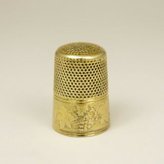 Belle Epoque French.  800 Silver Thimble Gilt Vermeil,  Engraved Grapes & Leaves