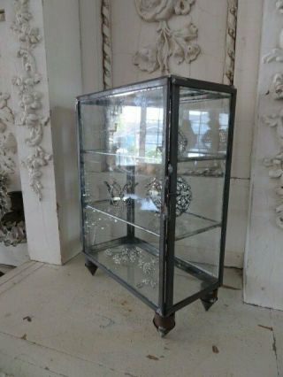 Omg Old Vintage Small Display Cabinet Glass 6 Sides Metal Trim Removable Shelves