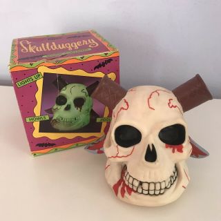 Vintage Russ Skullduggery Light - Up Halloween Skull Sound Activated Howls Jiggles