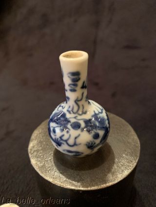 18 - 19th Century White And Blue Miniature Porcelain Vase.  Stunning.  L@@k