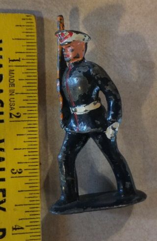 Vintage Painted Toy Marching Marine Cast Metal Soldier With Gun Possibly Barclay