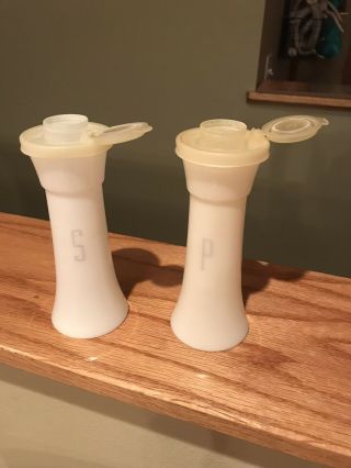 Vintage Tupperware White Hourglass Salt And Pepper Shakers
