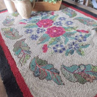 Antique Floral Wool Hooked Rug Folk Art 43x30