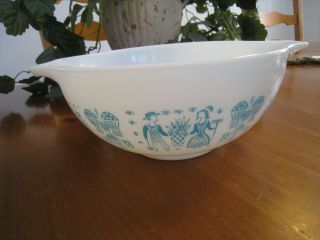 Vintage Pyrex Blue Amish Butterprint 443 2 1/2 Qt Cinderella Mixing Bowl