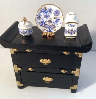 Dollhouse Furniture Buffet Asian Style With Attached Blue & White China