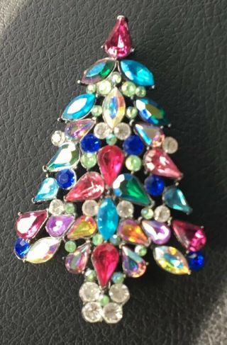 Vintage Avon Christmas Tree 3rd Annual 2006 Multi Colored Rhinestone Pin Brooch