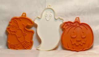 Hallmark Vintage Cookie Cutter Halloween Set - Smiling Ghost Happy Witch Pumpkin