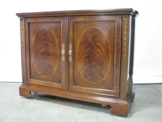Drexel Heritage " Heirloom " Mahogany Server With Expandable Top; Immaculate